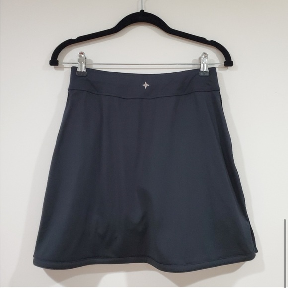Tuckernuck Tennis Skort Skirt Women's Size S - Picture 2 of 2